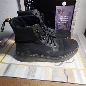 Dr. Martens Combs Boots Black Women’s 8 Men’s 7 Combat Boots